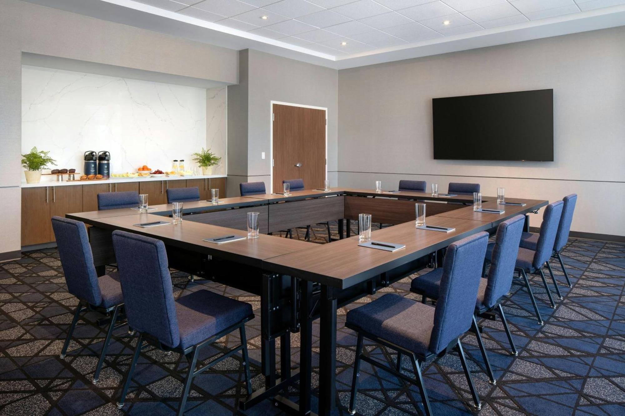 Courtyard By Marriott Cleveland Tn Hotel Exterior photo