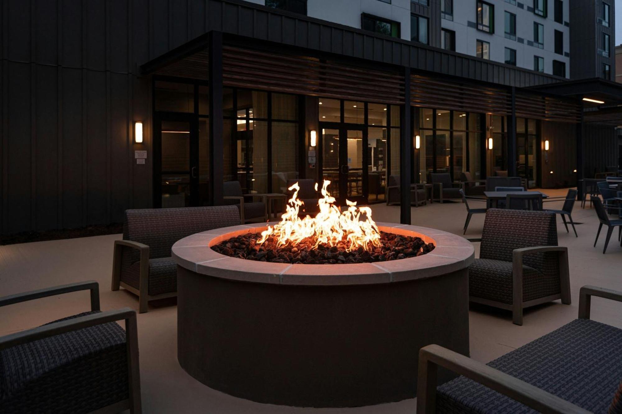 Courtyard By Marriott Cleveland Tn Hotel Exterior photo