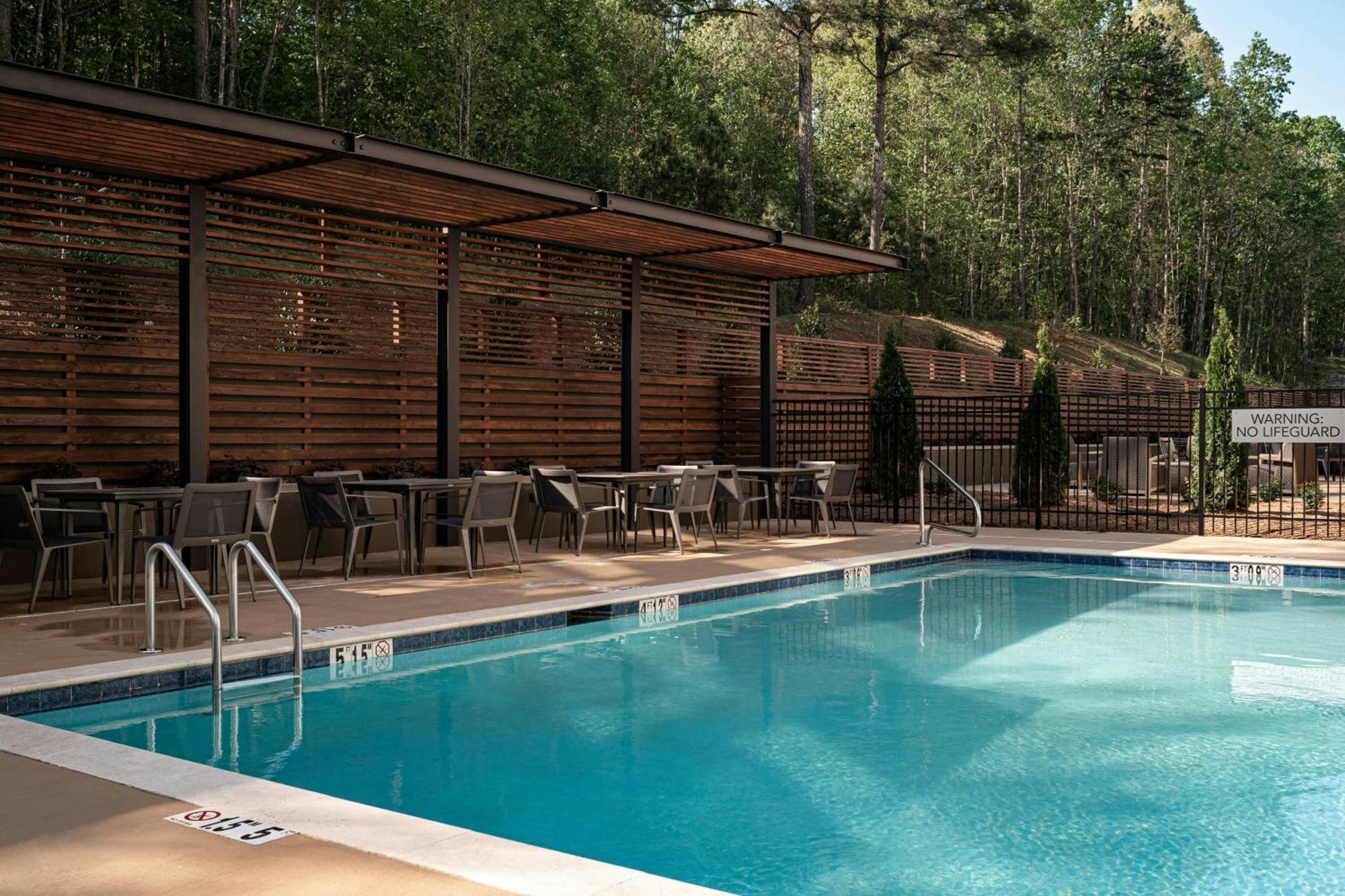 Courtyard By Marriott Cleveland Tn Hotel Exterior photo